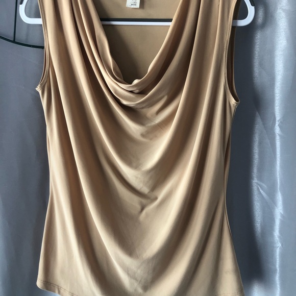 Jennie & Marlis Tops - Jennie & Marlis tan sleeveless Shell